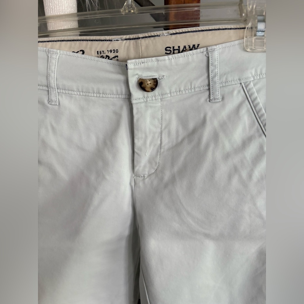 Women’s Light tan Shorts size 4 from Eddie Bauer - Picture 2 of 8